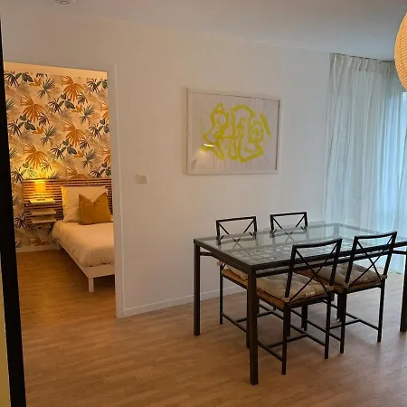 Apartment 45m2 Cosy & Lumineux - Parking Gratuit - Acces Centre Rapide - Check-in Autonome *
